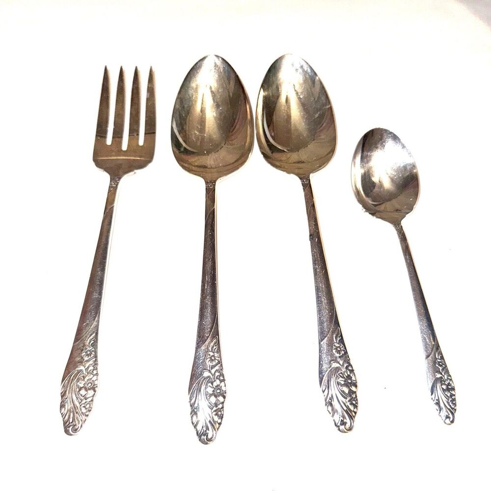 Community Stainless Set of 4 Spoons And Fork Style Classic
